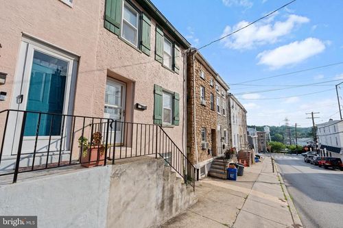 151 Fountain St, PHILADELPHIA, PA, 19127-1923 | Card Image