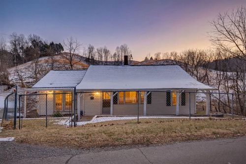 6 Sexton Dr, Castlewood, VA, 24224-7390 | Card Image