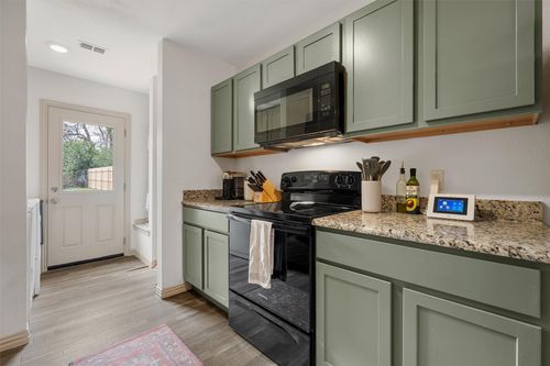 1124 13th St, Waco, TX, 76707-3130 | Card Image