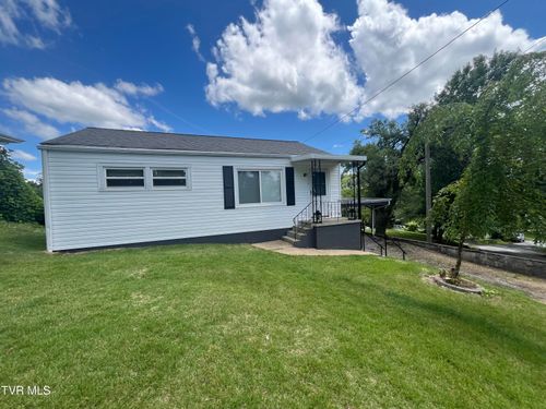 3909 Bond Dr, Kingsport, TN, 37664-2821 | Card Image