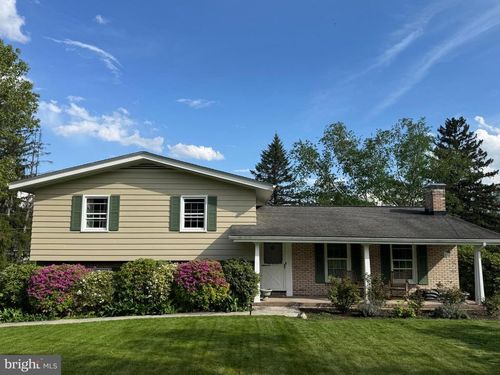 16 Elm St, Hollidaysburg, PA, 16648-2906 | Card Image