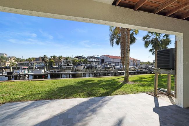 2383 Hanover Dr, Townhouse with 2 bedrooms, 3 bathrooms and null parking in DUNEDIN FL | Image 13