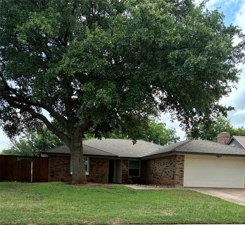 5217 Meadowick Ln, Abilene, TX, 79606-4335 | Card Image