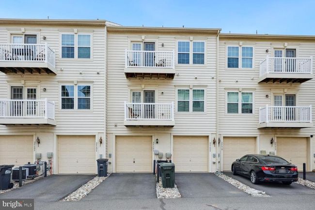 24606 Johnson Oak Ter, Townhouse with 2 bedrooms, 3 bathrooms and null parking in DULLES VA | Image 22