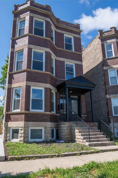 3839 W 14th Street, Home with 8 bedrooms, 4 bathrooms and 4 parking in Chicago IL | Image 1