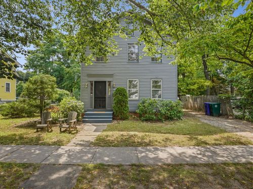 161 White St, Stratford, CT, 06615-5946 | Card Image