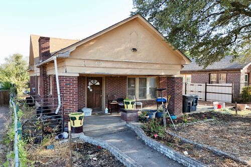 3521 Avenue E, Fort Worth, TX, 76105-1642 | Card Image