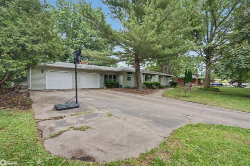 1400 Hagemann Ave, Burlington, IA, 52601-3169 | Card Image