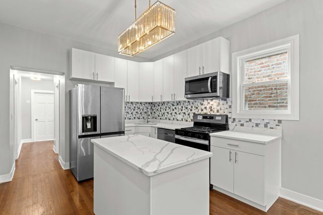 3307 S Leavitt St, House other with 7 bedrooms, 2 bathrooms and 1 parking in CHICAGO IL | Image 7