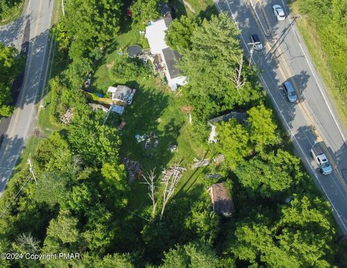 237 Strawberry Hill Rd, Sciota, PA, 18354-7609 | Card Image