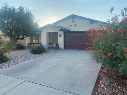 43442 San Pascual Ave, Palm Desert, CA, 92260-9303 | Card Image