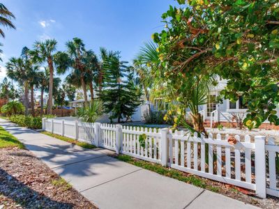 2808 Pass A Grille Way, House other with 3 bedrooms, 3 bathrooms and null parking in ST PETE BEACH FL | Image 3