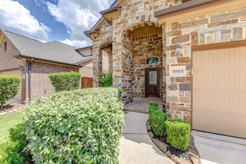 19315 S Cottonwood Green Ln, Cypress, TX, 77433-4180 | Card Image