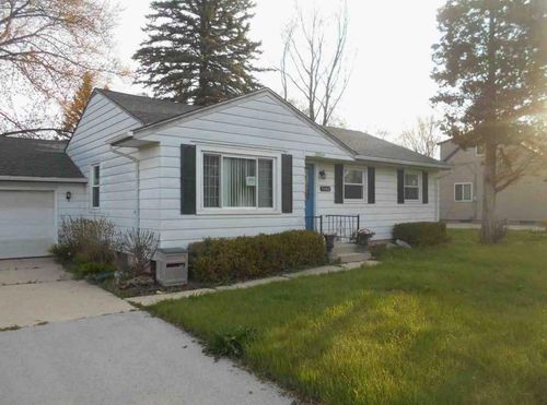 5400 W Dean Rd, Brown Deer, WI, 53223-3061 | Card Image