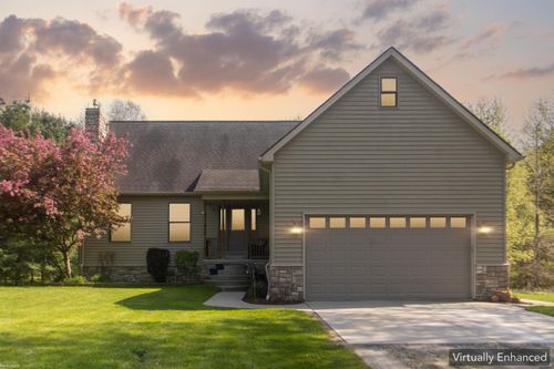6527 Genaw Rd, Clay, MI, 48001-3200 | Card Image