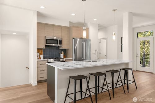 16014 Main View Ln Ne, Duvall, WA, 98019-8680 | Card Image