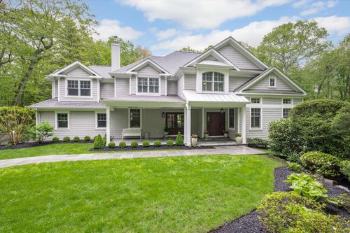 84 Saw Mill Rd, Cold Spring Harbor, NY, 11724-2309 | Card Image
