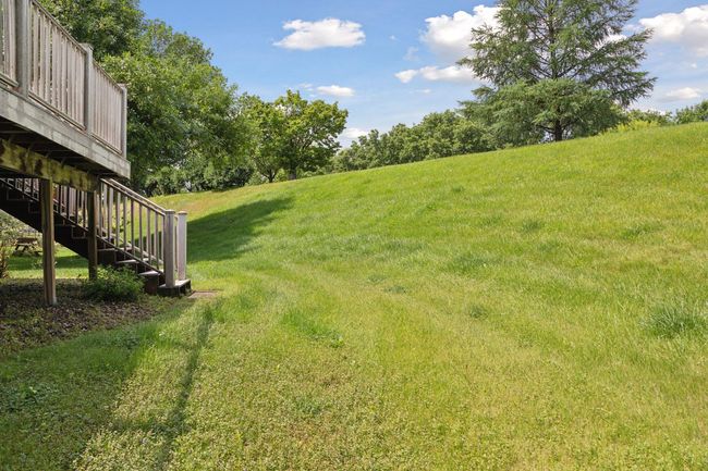 6160 Creek View Rdg, Townhouse with 3 bedrooms, 2 bathrooms and null parking in Minnetonka MN | Image 32