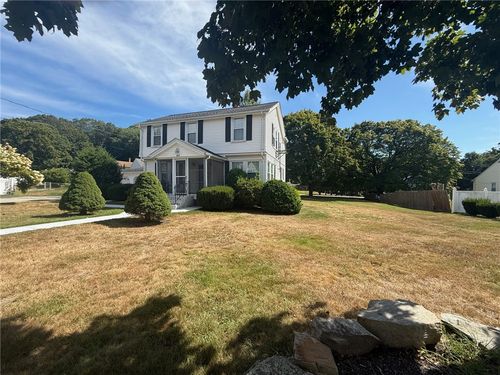 93 Manila Ave, Woonsocket, RI, 02895-4910 | Card Image