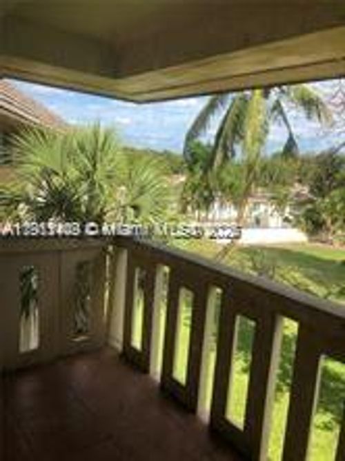 apt-d303-7400 Miami Lakes Dr, Miami Lakes, FL, 33014-6829 | Card Image