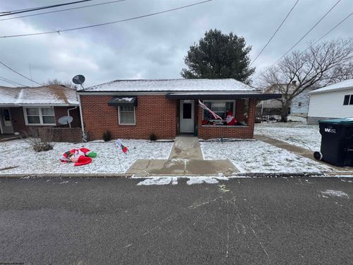 134 Charles St, Clarksburg, WV, 26301-3807 | Card Image