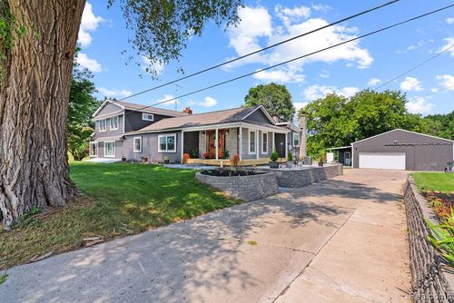 772 Angle Rd, Lapeer, MI, 48446-7760 | Card Image