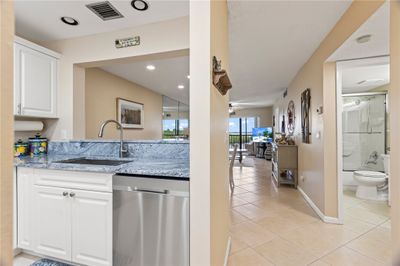 314 - 5155 N Highway A1 A, Home with 2 bedrooms, 2 bathrooms and null parking in Hutchinson Island FL | Image 2