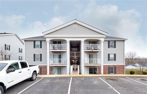 apt-d-1239 Creve Coeur Crossing Ln, Chesterfield, MO, 63017-9740 | Card Image