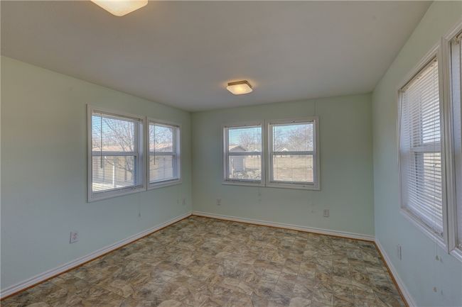 117 E Denmark St, House other with 3 bedrooms, 2 bathrooms and 2 parking in Walnut Springs TX | Image 26