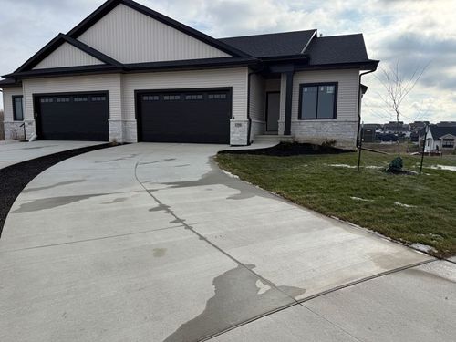 1299 Berkshire Ln, North Liberty, IA, 52317-4894 | Card Image