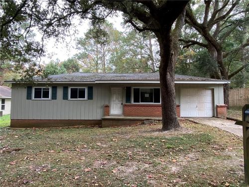 2001 Ostrom Dr, Mobile, AL, 36605-3068 | Card Image