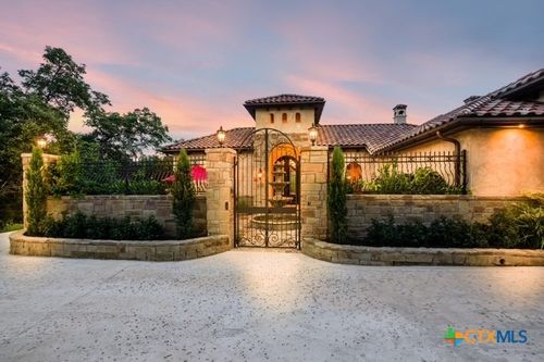464 Paradise Hills Hills, New Braunfels, TX, 78132 | Card Image