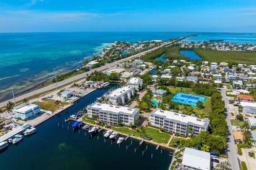 204-and-30-boat-slip-with-101 Gulfview Dr, Islamorada, FL, 33036-4139 | Card Image
