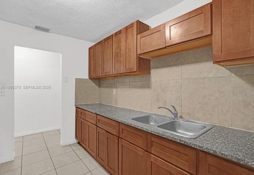 3876 Nw 207th Street Rd, Miami Gardens, FL, 33055-1141 | Card Image