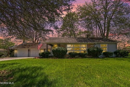 207 E Hull Street, Edgerton, OH, 43517 | Card Image