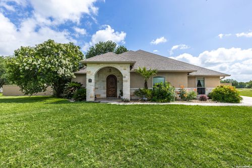 110 Sandpiper Ln, McQueeney, TX, 78123-3385 | Card Image