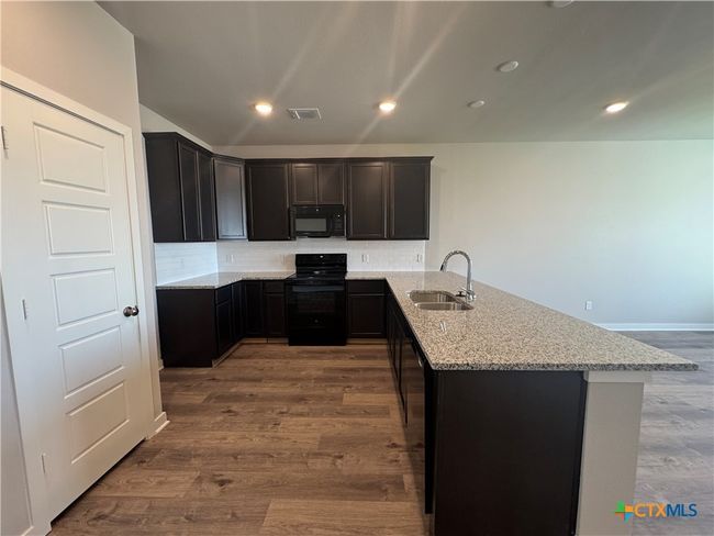 210 University Ave, House other with 3 bedrooms, 2 bathrooms and null parking in Troy TX | Image 4