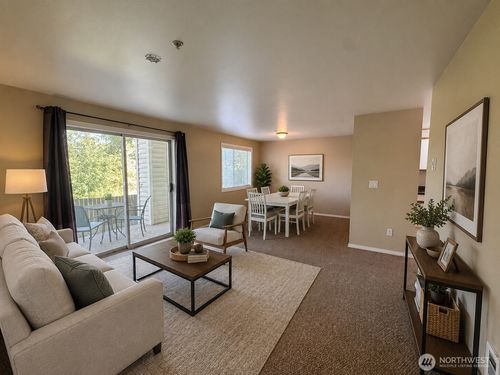 d103-5000 Lake Washington Blvd Ne, Renton, WA, 98056-5037 | Card Image