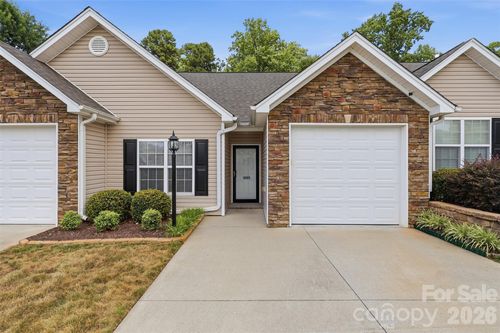 1689 Grand Springs Dr, Winston Salem, NC, 27127-6105 | Card Image