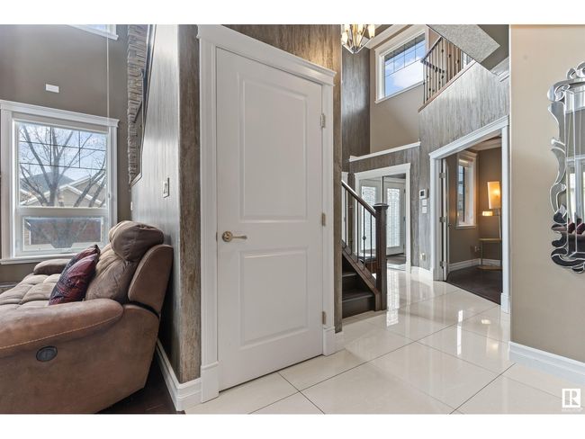 1254 Adamson Dr Sw, House other with 5 bedrooms, 4 bathrooms and null parking in Edmonton AB | Image 9