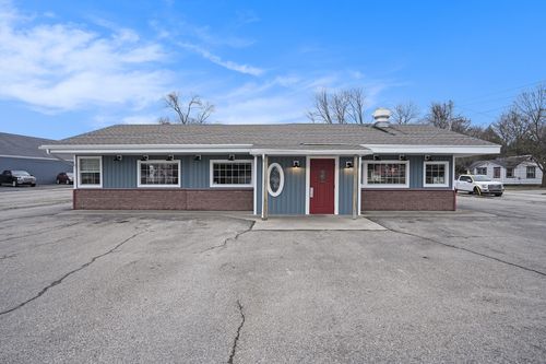 370 N State St, Sparta, MI, 49345-1040 | Card Image