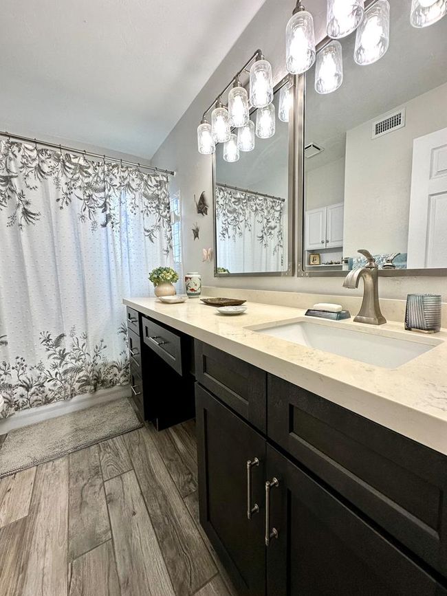 C - 11 Old Mill Dr, Condo with 2 bedrooms, 2 bathrooms and null parking in Cedar Key FL | Image 34