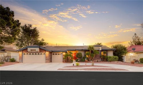 4738 Antelope Wells Dr, Las Vegas, NV, 89129-5941 | Card Image
