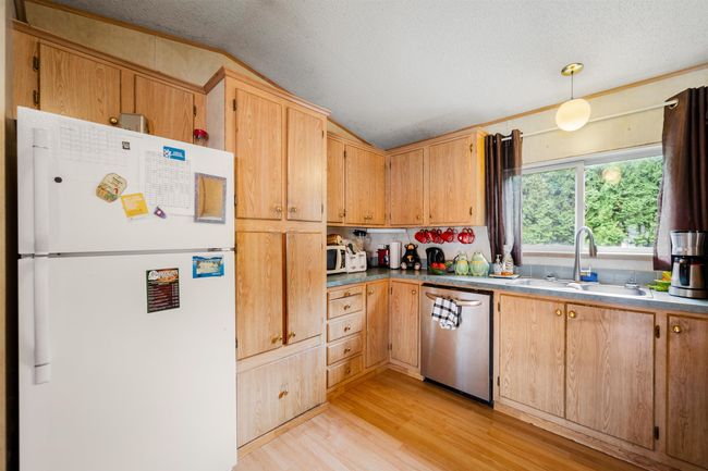 40 - 7370 Highway 99, House other with 3 bedrooms, 2 bathrooms and 2 parking in Pemberton BC | Image 3