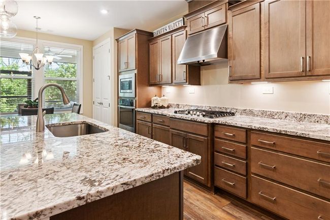 380 Falcon Way, House other with 4 bedrooms, 4 bathrooms and null parking in Hoschton GA | Image 12
