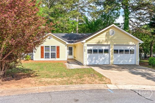 150 Rebecca Pl, Athens, GA, 30605-6007 | Card Image