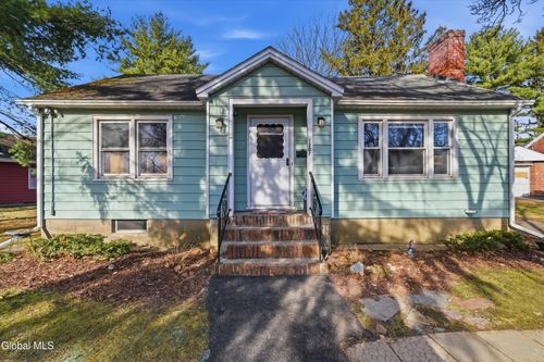 1207 Sumner Avenue, Schenectady, NY, 12309 | Card Image