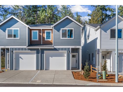 6307 Se Chloe Rose Way, Milwaukie, OR, 97267-6063 | Card Image