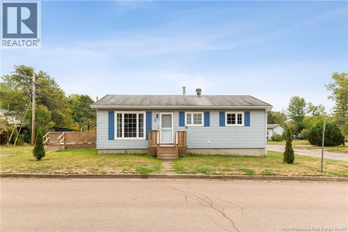 5 Wildwood Crt, Moncton, NB, E1E2M4 | Card Image