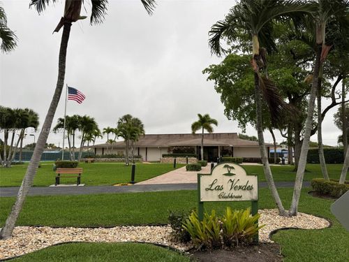 114-5220 Las Verdes Cir, Delray Beach, FL, 33484-8071 | Card Image